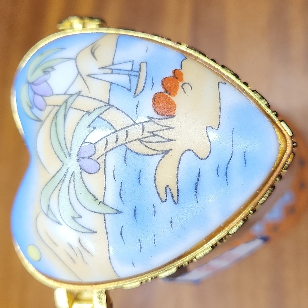 Porcelain Stamp Holder - Picture 4 of 7